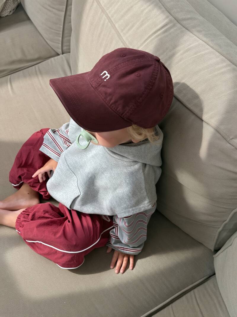 Mees cap red